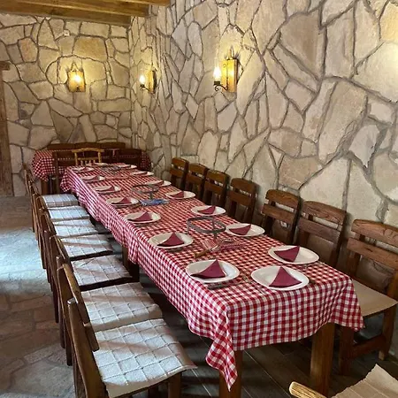 Кемпинг Rural Tourism/ruralni Turizam Kisin Требинье