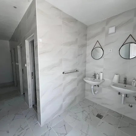 Кемпинг Rural Tourism/ruralni Turizam Kisin *