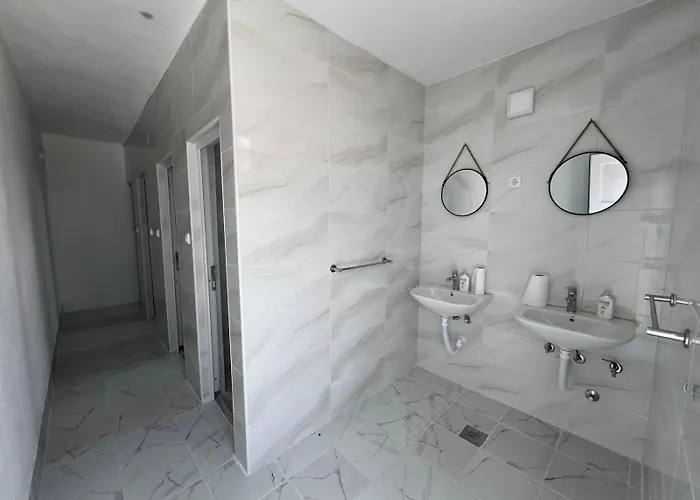 Kemp Rural Tourism/ruralni Turizam Kisin *